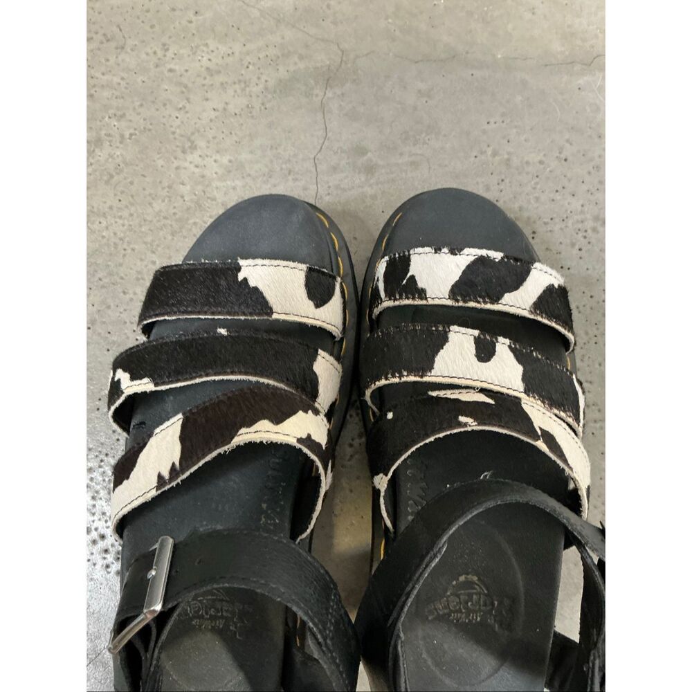 Dr. Martens Blair Platform Sandals | Black in 7 - Picture 7 of 9